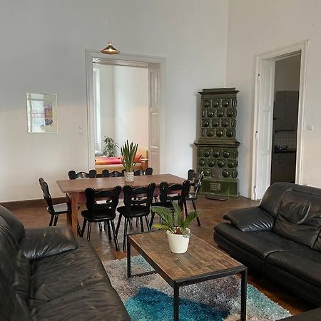 Geraeumige Altbauwohnung Im Zentrum Graz Esterno foto