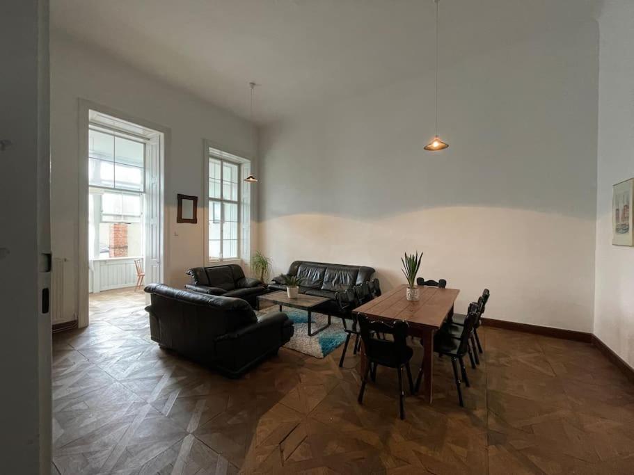 Geraeumige Altbauwohnung Im Zentrum Graz Esterno foto