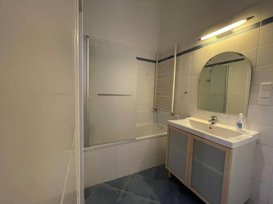 Geraeumige Altbauwohnung Im Zentrum Graz Esterno foto